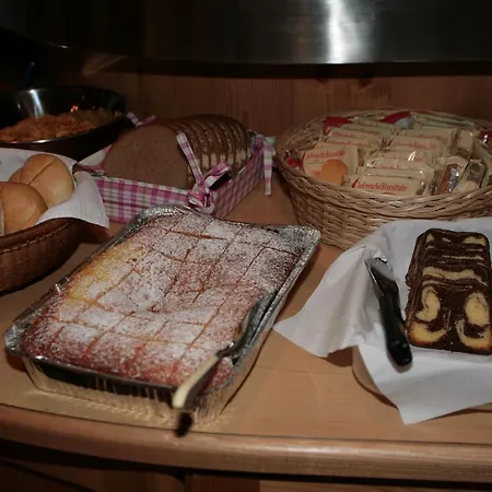 Garni Eden Hotel 2*
